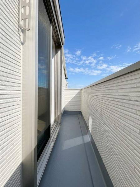 横浜市中区本牧町１丁目の新築一戸建のバルコニー