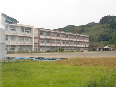 【周辺】 | ユートピア | 掛川市立土方小学校まで2500m
