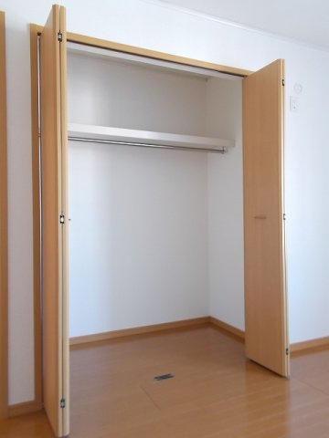 ブレッザ・ジャルディーノ参番館の収納