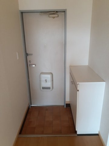 フラワーハイツ一条（Ｂ）の玄関