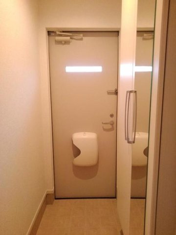 スリジエ　リアン　セカンド　Ａの玄関
