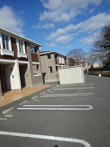 リバフィーＣの駐車場