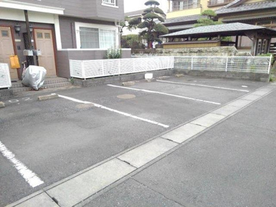 【駐車場】 | ヴィレッジ・ウェルハウス