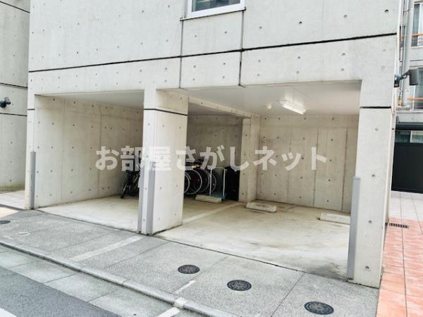 ブランシェ要町【おとり物件なし】#学生・社会人にオススメ！初期費用分割払いOK！の駐車場