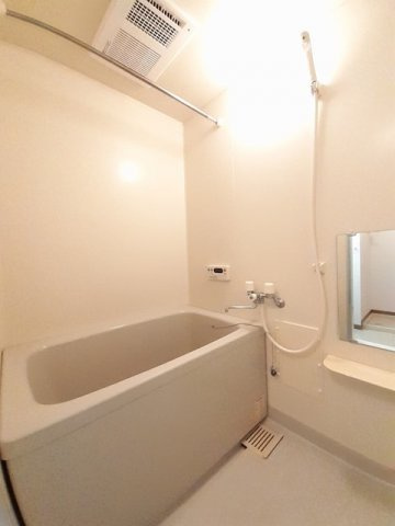 プラシード小坂Ａの浴室