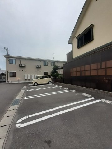 スプレンデール　Ⅰの駐車場