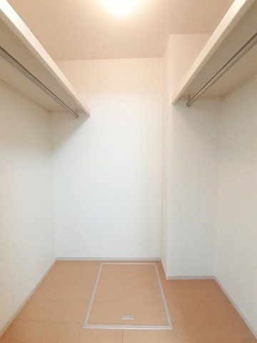 スプレンデール　Ⅰの収納