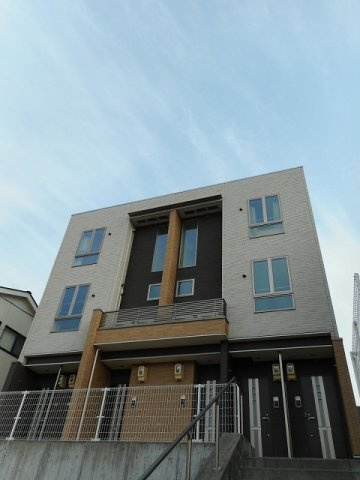 グランディア山の手の外観