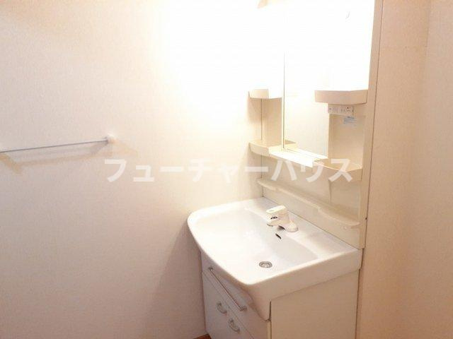 メゾンソレイユⅠの洗面所|使いやすい洗面所です