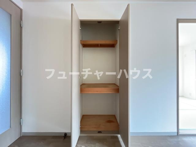 エスポア２３２のその他|リビング収納