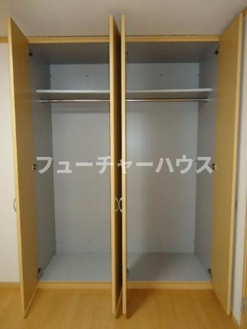 サン・プランドールのその他|クローゼット（洋室北側）