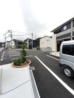 【駐車場】 | ラテ　ルーナ