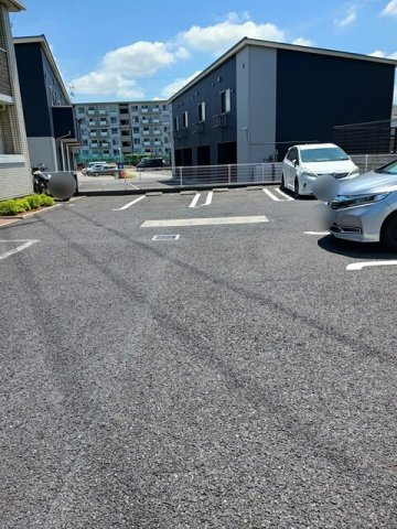 シルフィードⅡの駐車場
