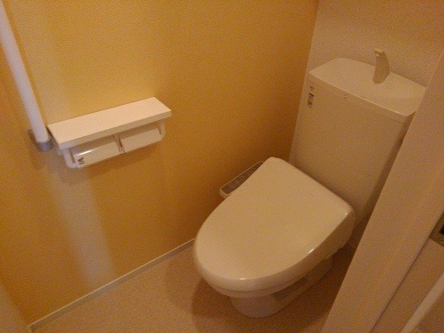 ルミエール（生駒市）のトイレ|トイレもきれいです