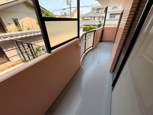 ハイネス岡本のバルコニー
