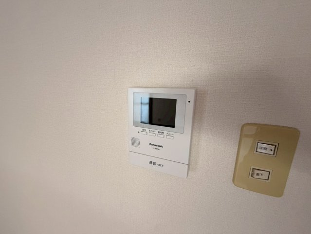 ハイネス岡本のその他