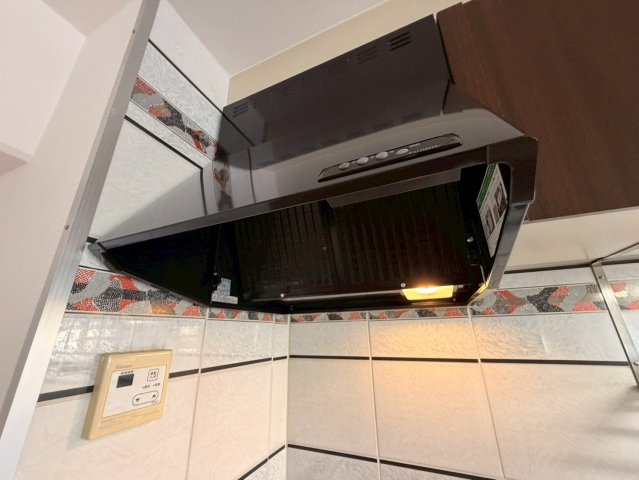 ハイネス岡本のその他