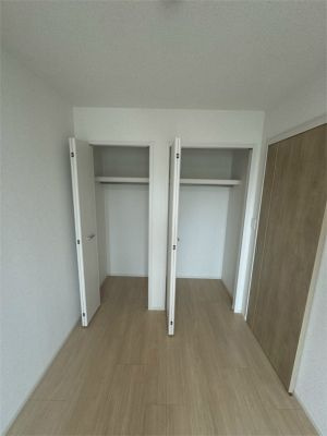 石見ビルの収納