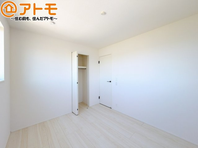 【子供部屋】 | 島田市中溝町第1期　新築戸建　2号棟 | 収納スペースもしっかり確保したお部屋は、収納家具の数も減らせるのでお部屋を広く使えます！