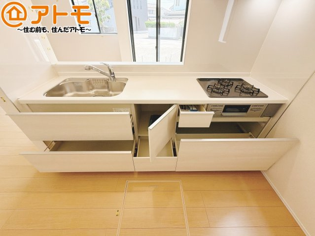 【キッチン】 | 島田市御仮屋町　新築戸建　A号棟 | 大容量システムキッチン♪お料理スペースやシンク広々！毎日の家事をしっかりサポート♪