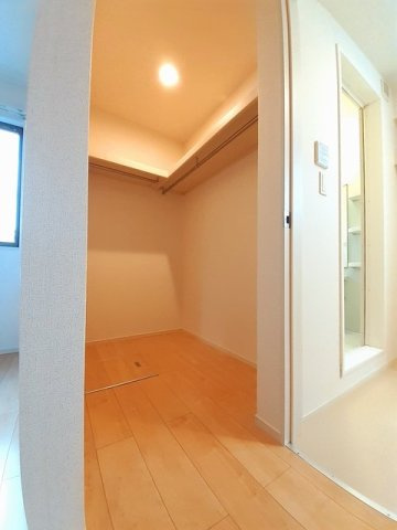 プラシードＡの収納|たっぷりとした収納スペースです