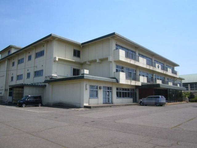 ラ　ファメンタム　センゾの周辺|市立金浦中学校まで850m