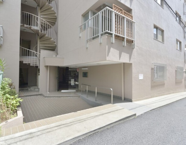 【エントランス】 | ライオンズマンション文京