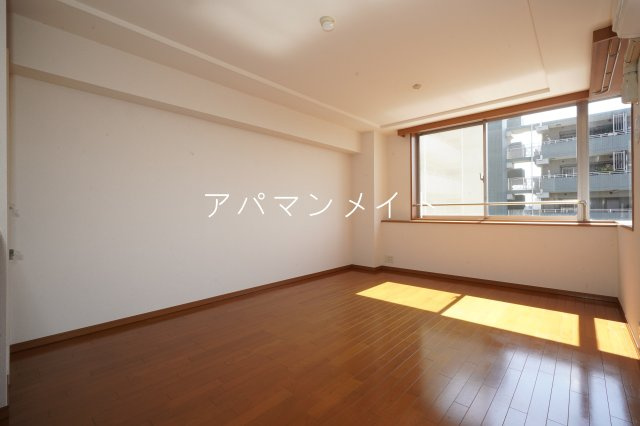 【寝室】 | ヴィルヌーブ東戸塚プレジール | 落ち着いて過ごせるお部屋なので、寝室にいかがでしょうか