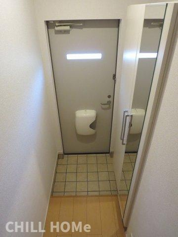 アリエッタⅢの玄関|当社、チルホームのHPもご覧ください(^^)/物件情報多数♪