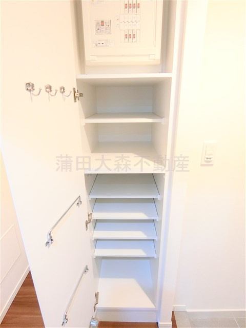ルネサンスコート蒲田WESTの収納|玄関収納