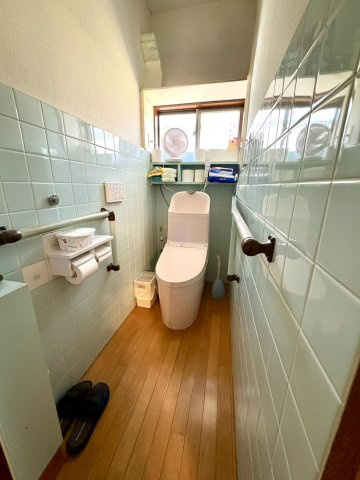「駐車場6台以上可」南国市幸町　中古戸建のトイレ|2年半前にリフォーム済できれいなトイレです。