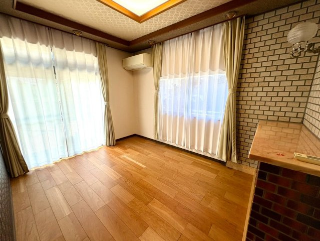 「駐車場6台以上可」南国市幸町　中古戸建のバルコニー|インナーバルコニーで突然の雨も安心♪