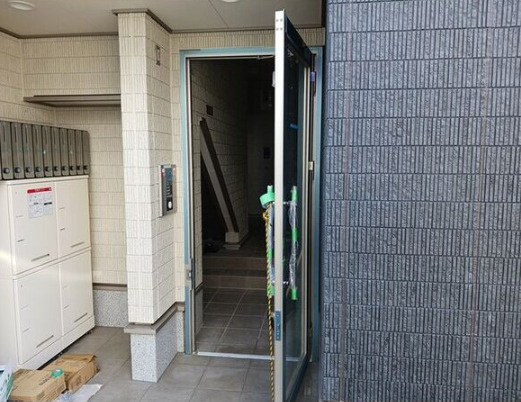 エスポワール立葉のエントランス