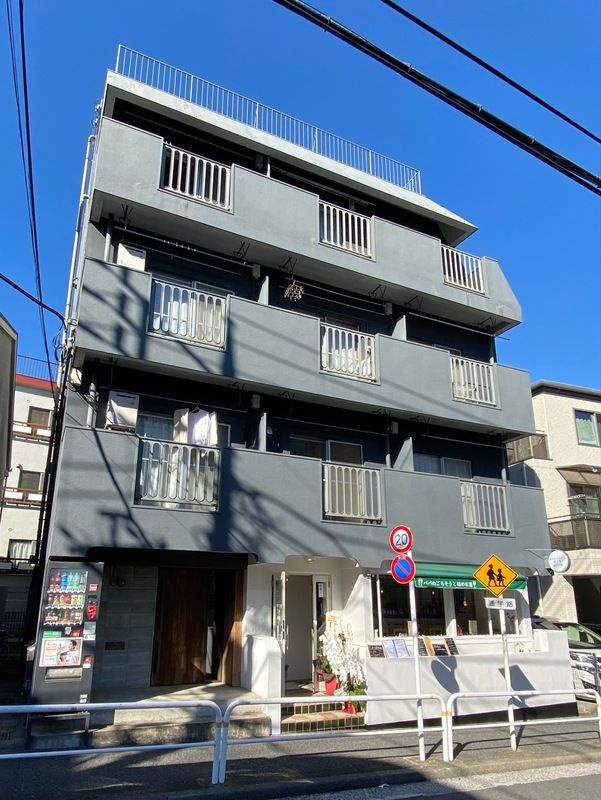 不動前アパートメントの外観