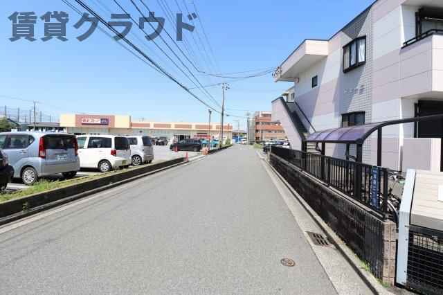 ルミナスワンの周辺