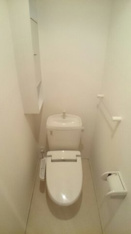 清潔感のあるトイレです