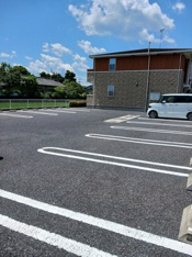 車をお持ちの方に嬉しい駐車場付きの物件です
