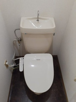 落ち着いたトイレです