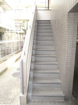外階段　※2021年11月撮影