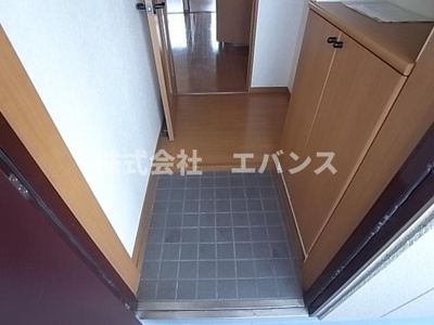【玄関】 | クレストール蘇我 | 落ち着いた玄関です
