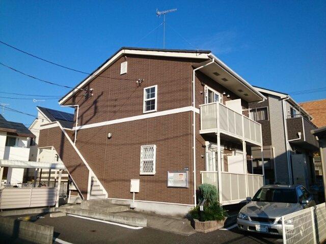 落ち着いた雰囲気の外観です