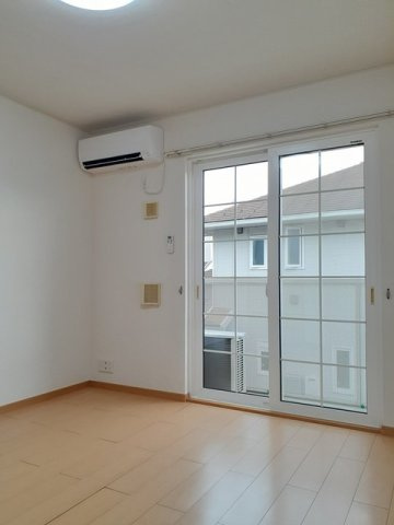 内装は落ち着いています