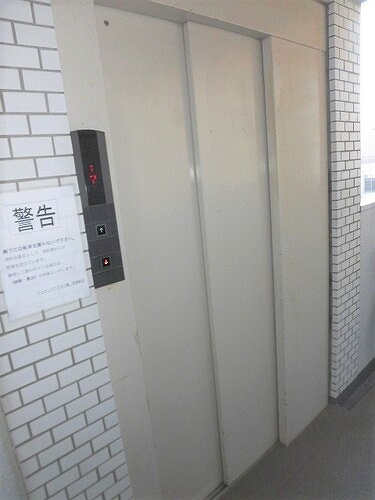 エレベーター