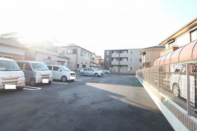 ディアコート二見Ⅰの駐車場