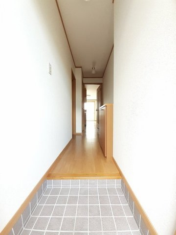 アルト・アルベロＢの玄関|シンプルで使いやすい玄関です