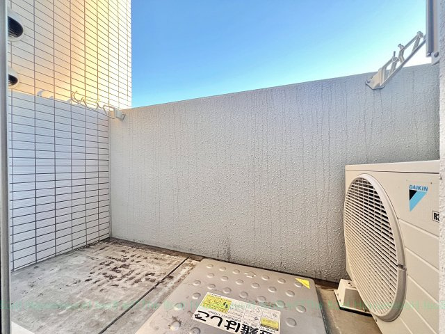 HONNMACHI BOX24のバルコニー