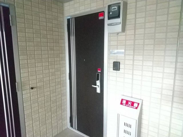 グレイス色葉の玄関