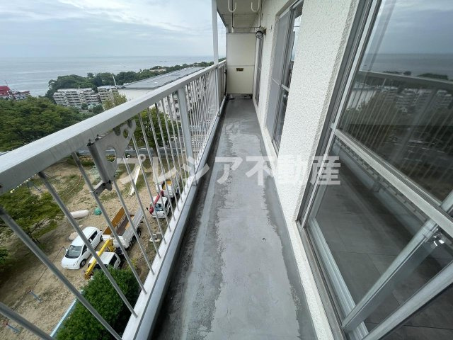 一ノ谷グリーンハイツI棟のバルコニー
