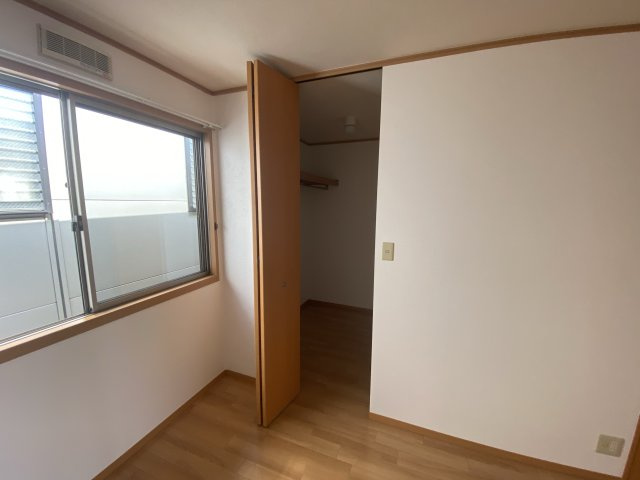 デューク翔の収納