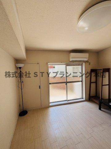 仲介手数料0円！イル　ボーン　キャステロの洋室